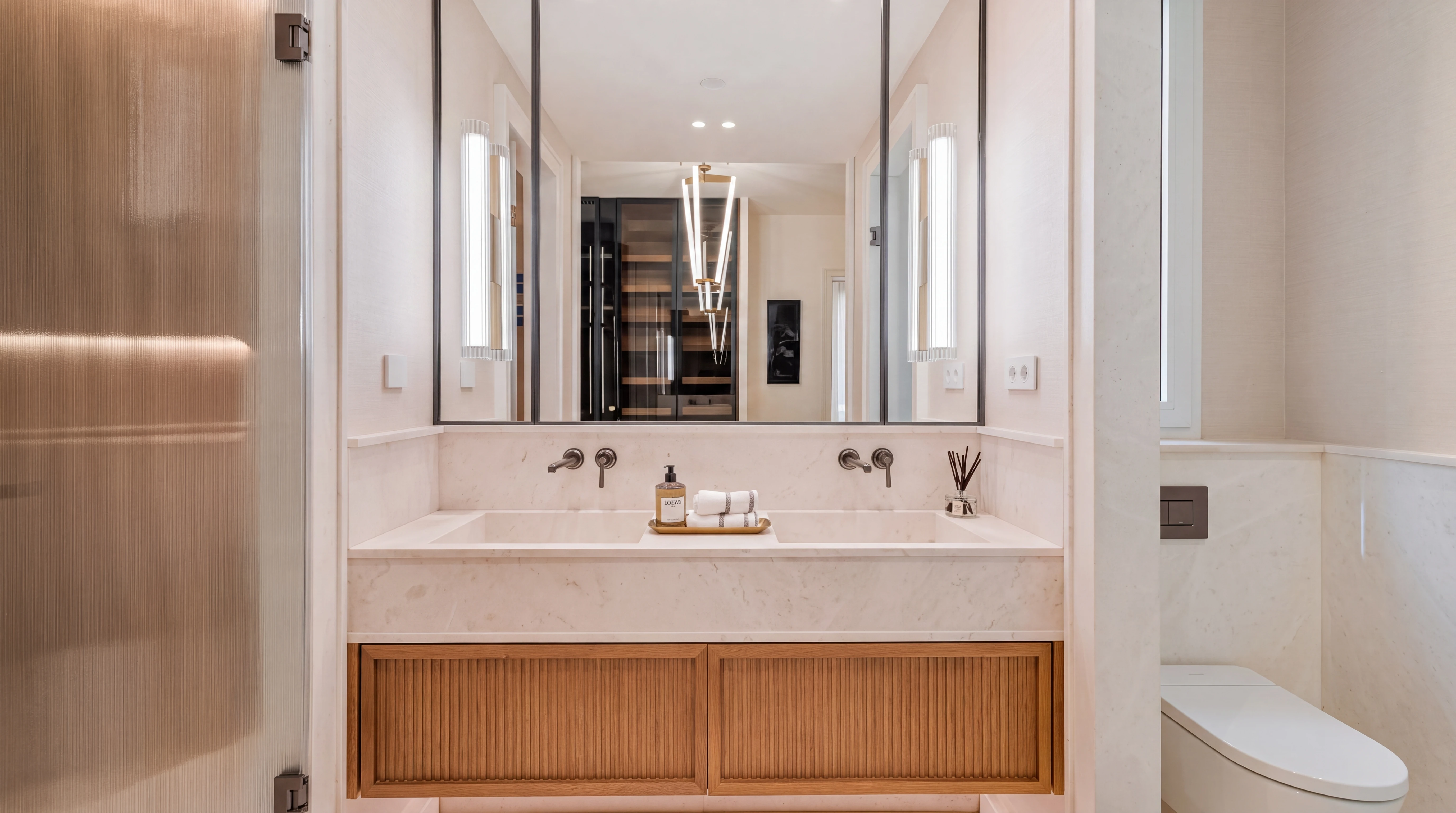 Dormitorio principal de una vivienda de lujo en Recoletos, Madrid